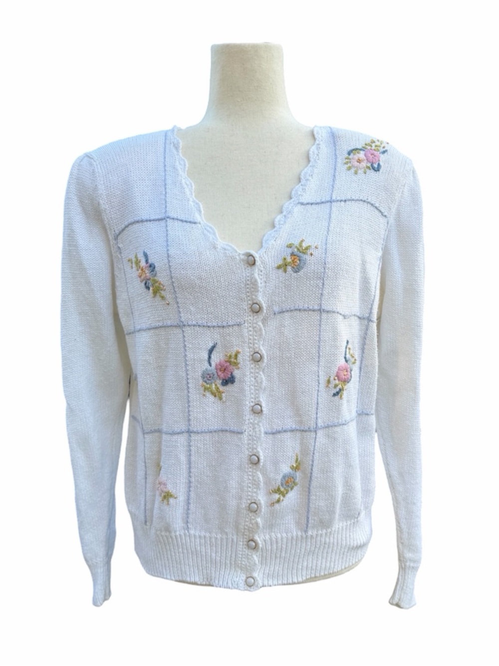 Vintage Cottagecore White Floral Embroidered V-Neck Pearl Button Cardigan PM